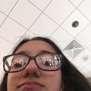 Meet your Posher, Sofia